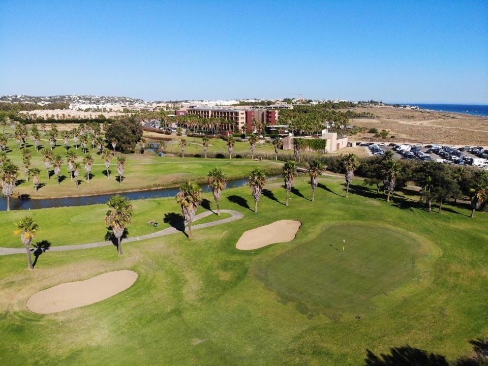 Ambassador Salgados Beach Suites Albufeira Zewnętrze zdjęcie